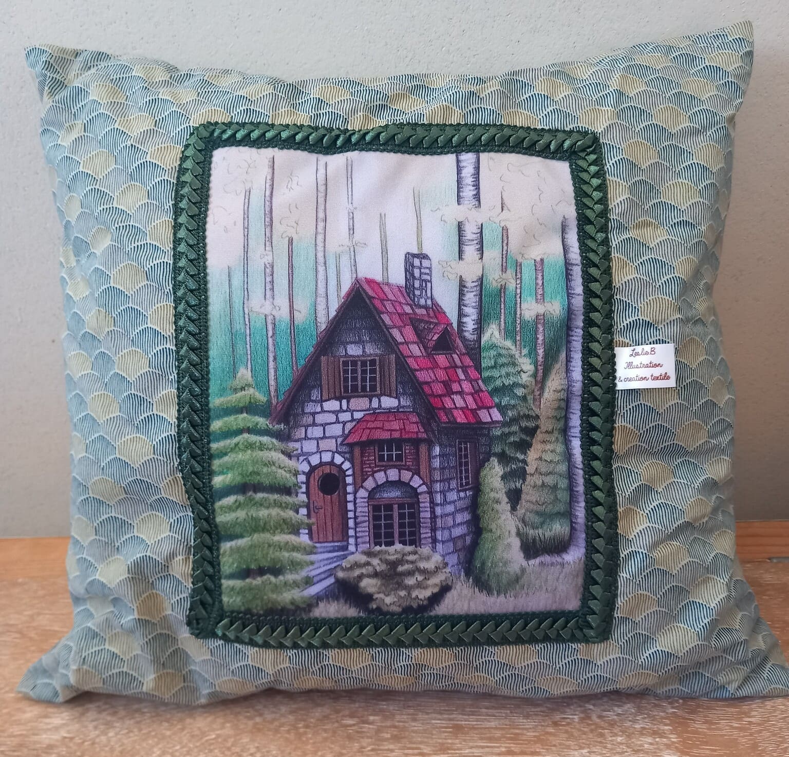 Grand coussin maison des bois