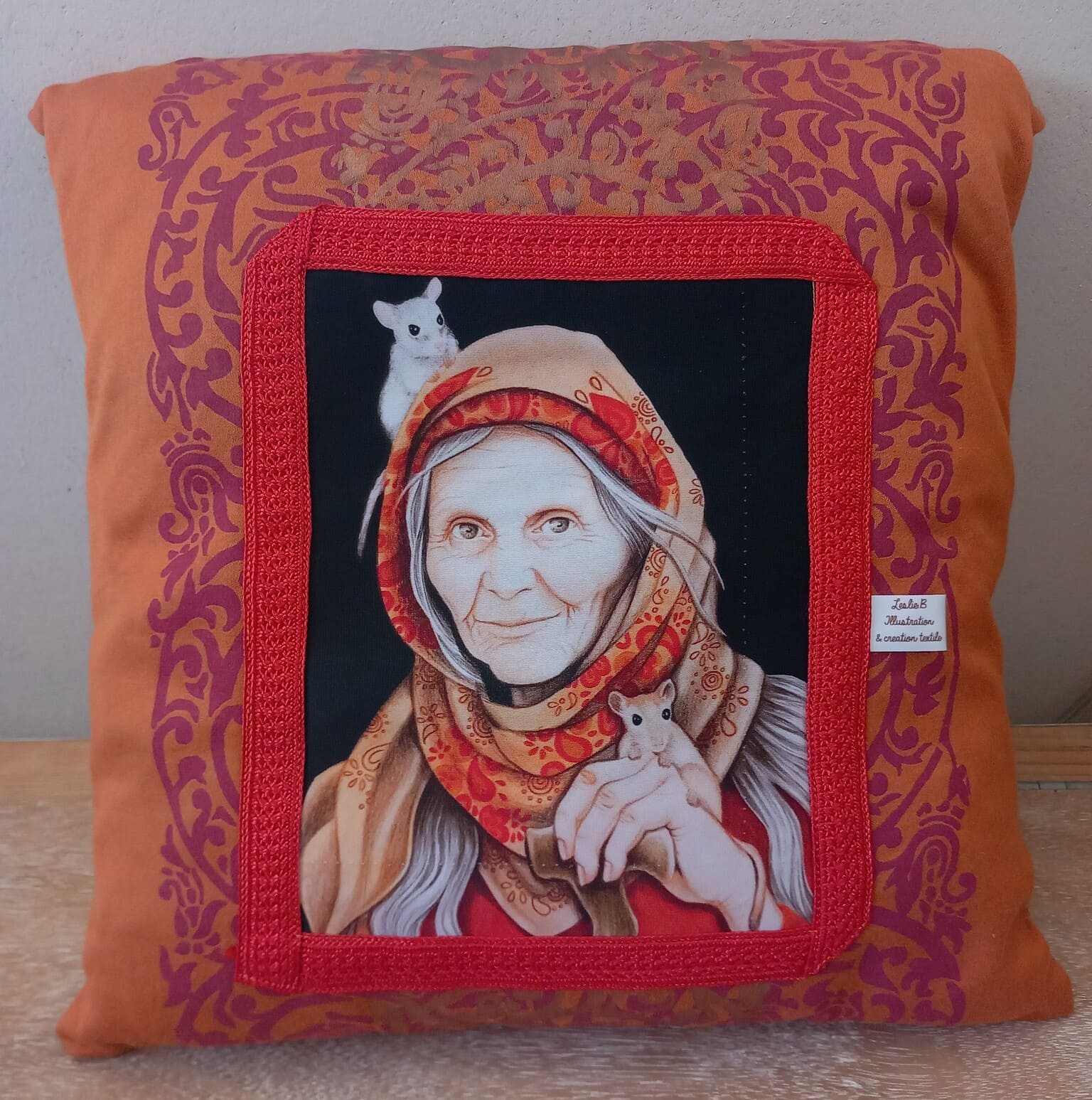 Grand coussin sorcière aux gerbilles
